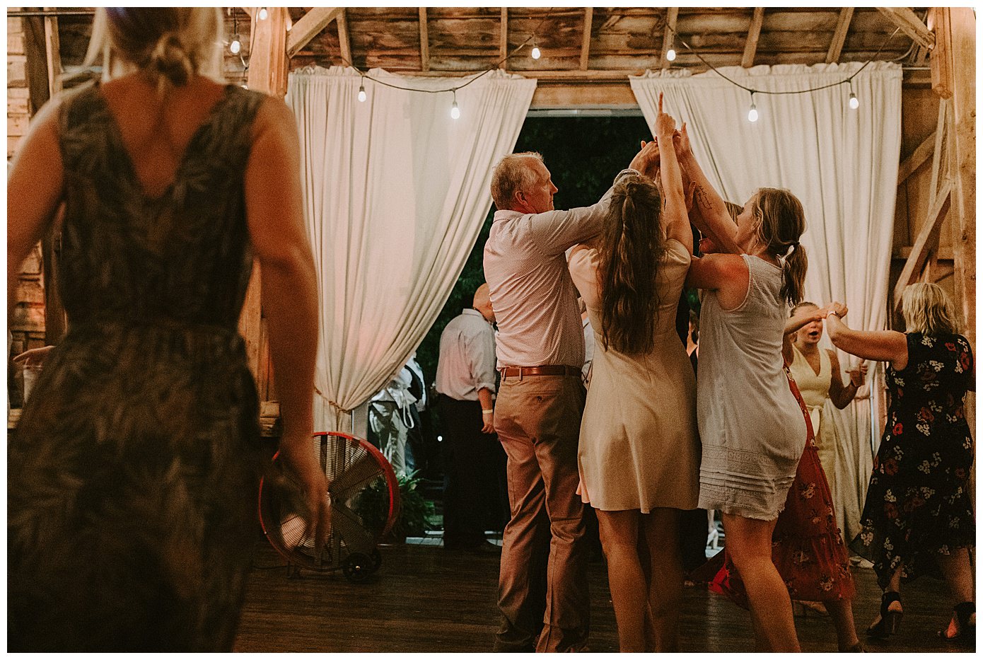 GOLDEN OAK FARM WEDDING WEBSTER, MN_0773.jpg