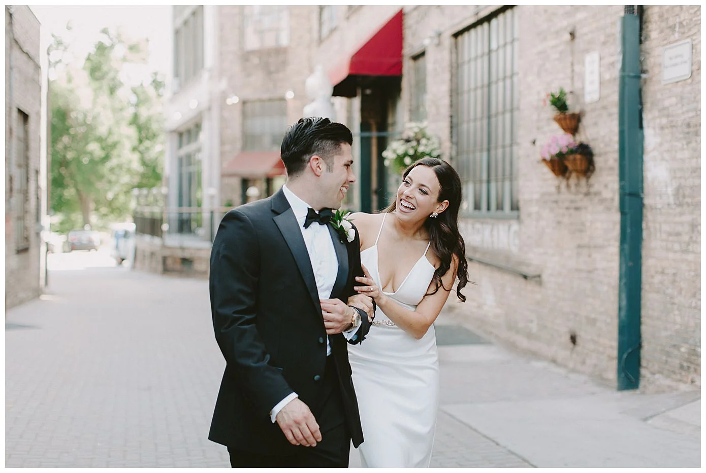 LORINGSOCIALWEDDINGMINNEAPOLISMN_0906.jpg