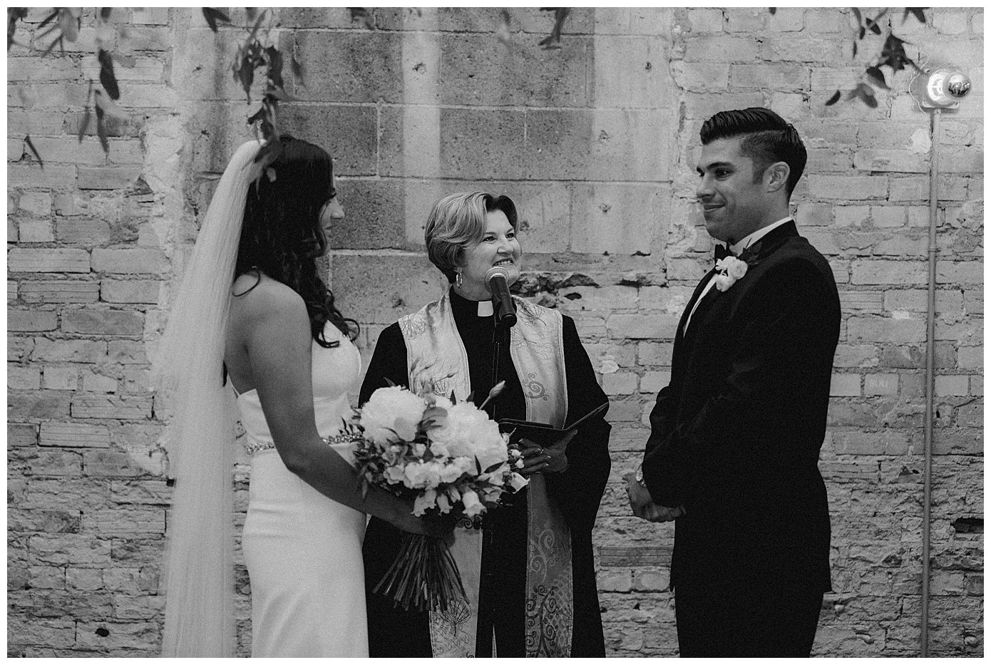 LORINGSOCIALWEDDINGMINNEAPOLISMN_0933.jpg