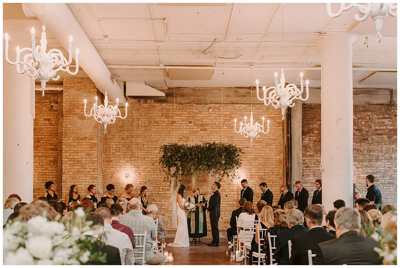 LORINGSOCIALWEDDINGMINNEAPOLISMN_0935.jpg