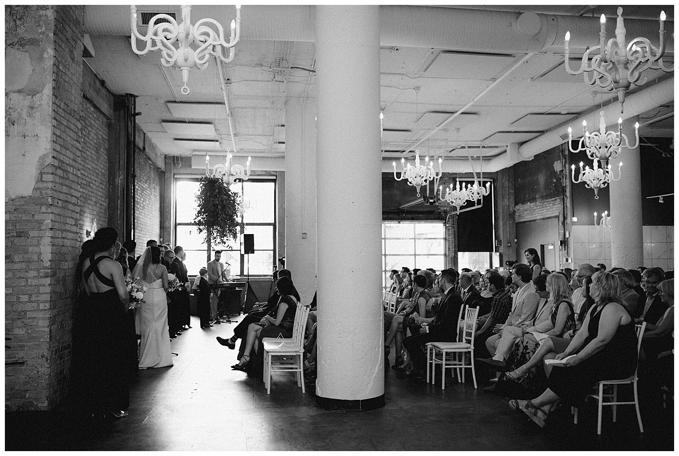 LORINGSOCIALWEDDINGMINNEAPOLISMN_0936.jpg