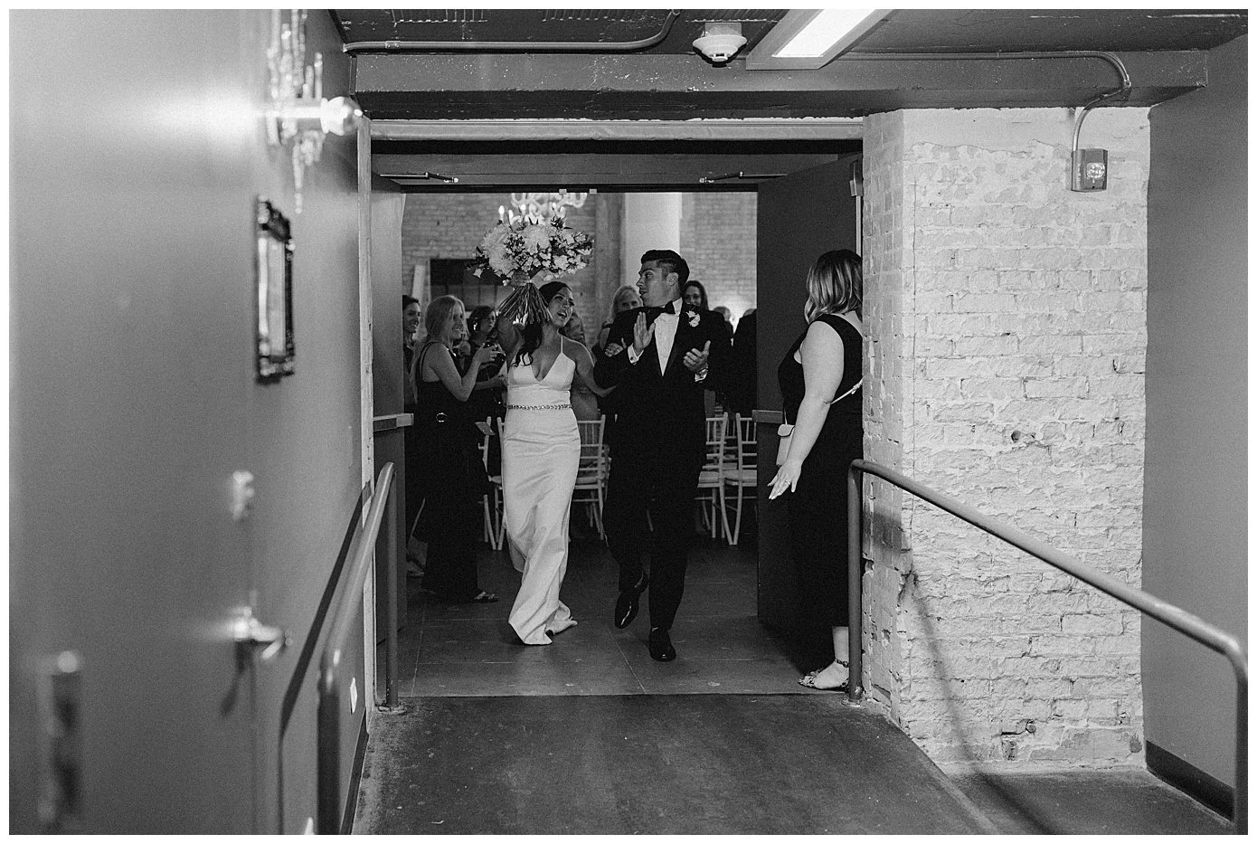 LORINGSOCIALWEDDINGMINNEAPOLISMN_0939.jpg