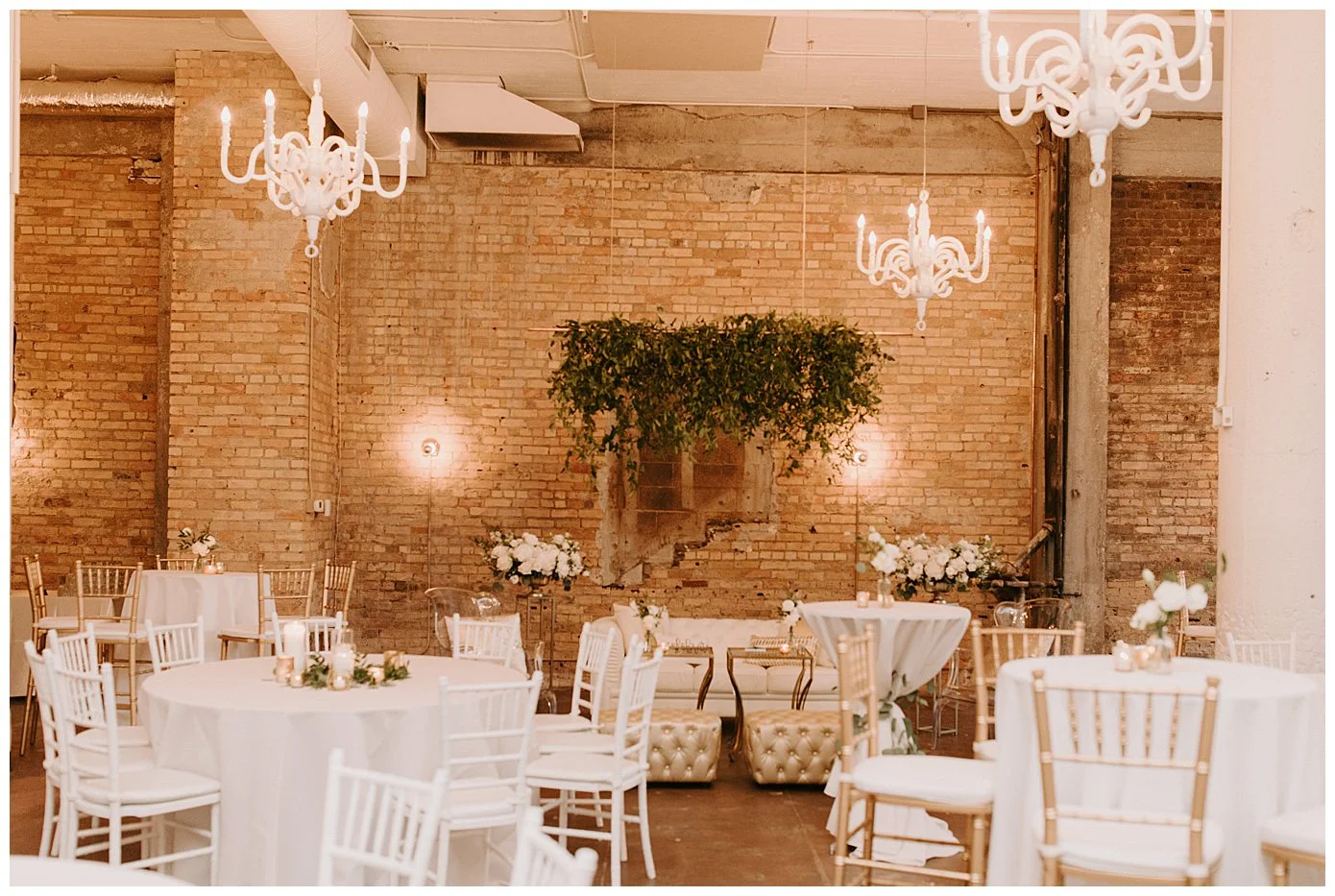 LORINGSOCIALWEDDINGMINNEAPOLISMN_0973.jpg