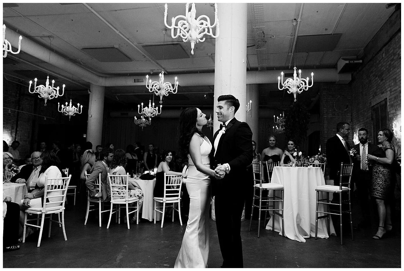 LORINGSOCIALWEDDINGMINNEAPOLISMN_0979.jpg