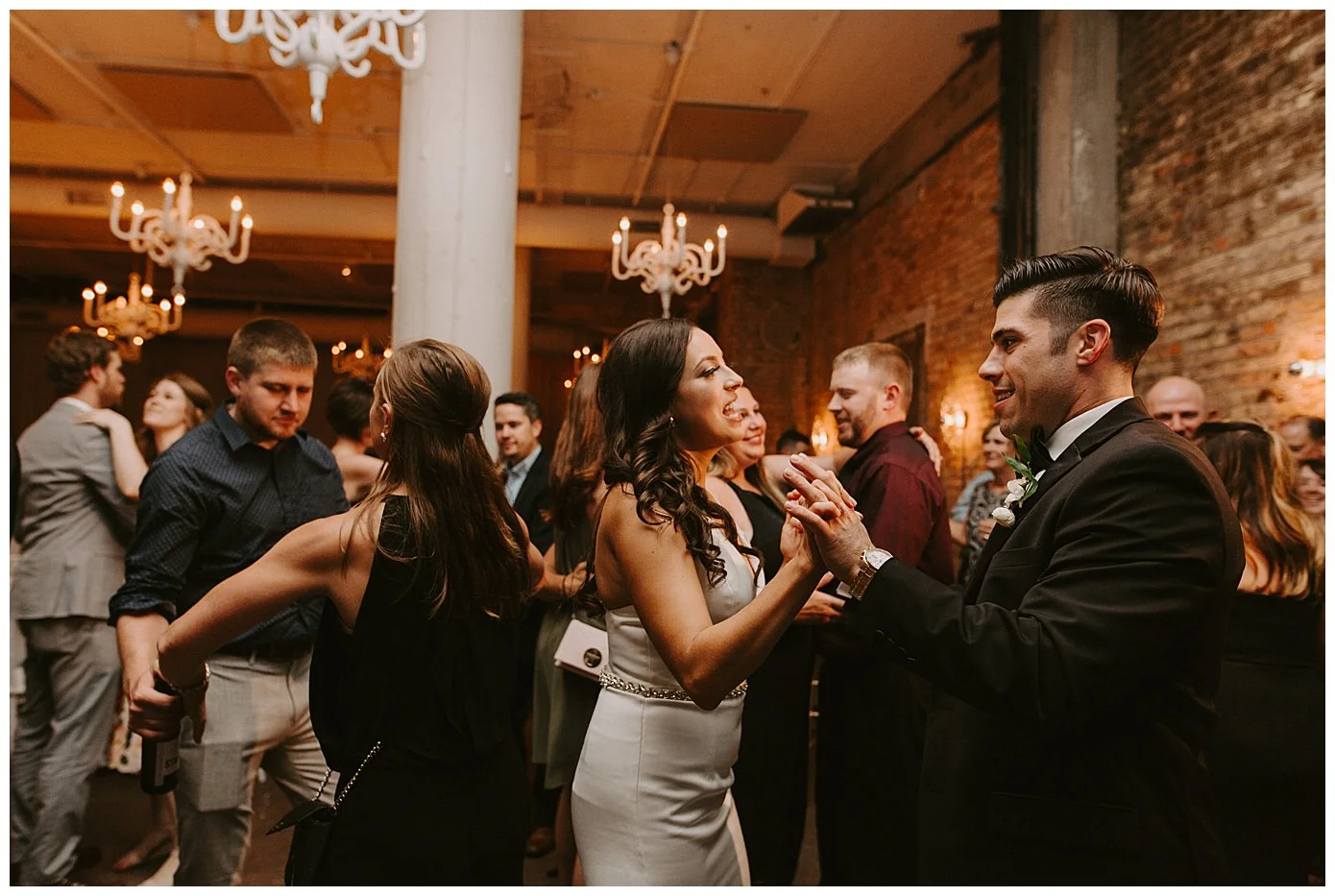 LORINGSOCIALWEDDINGMINNEAPOLISMN_0982.jpg