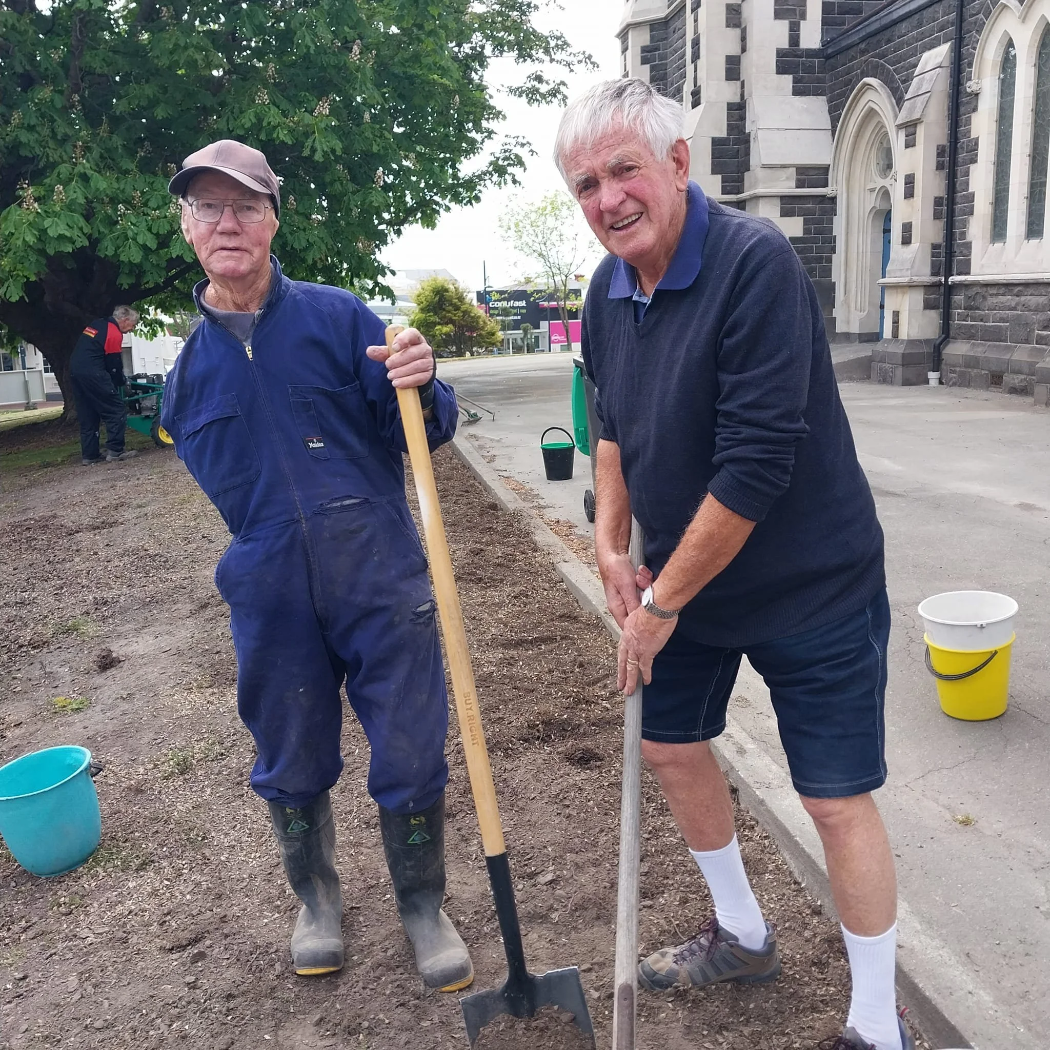 FRASER SHEWAN AND GRAHAM DELLOW.jpg