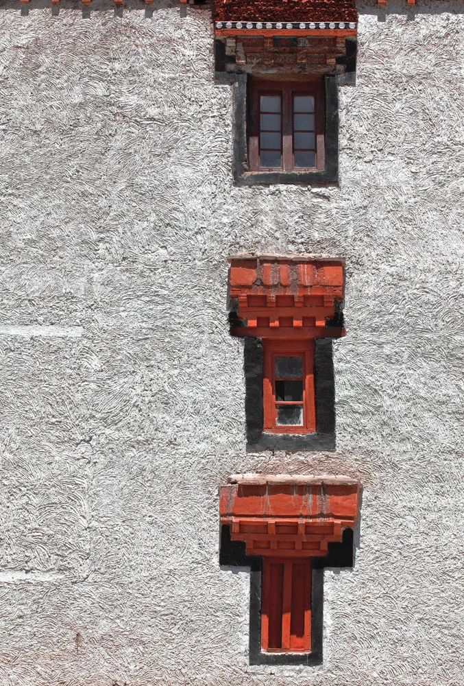 HEMIS-WALL.jpg