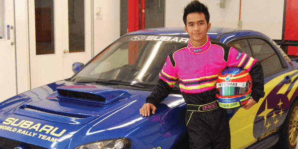 TOC-110102_a_tale_of_2_racers_02.png