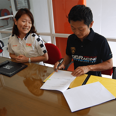 New TOC Spokesperson Zen Low Fires Up TOC Students