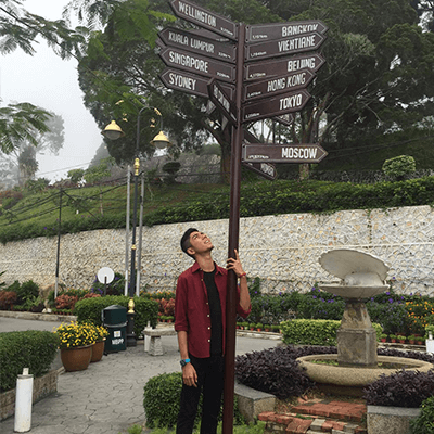 “The most precious gift we can offer anyone is our attention”