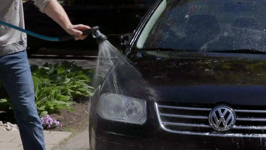 5 Simple Steps To Wash Your Car Right