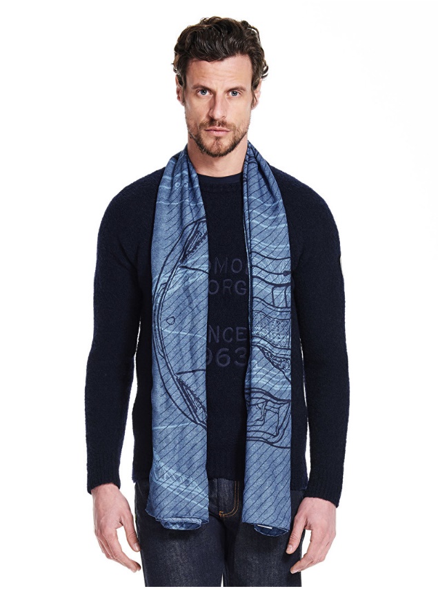 You know, you can also switch up your style and wear a Lambo scarf.