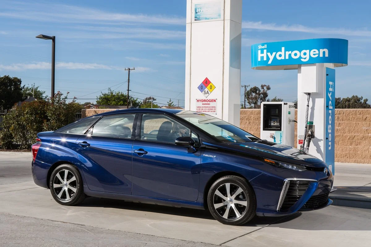 Automakers Are Teaming Up To Build Hydrogen Network