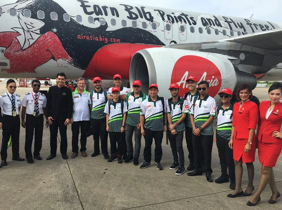 TOC Automotive College - TOC Caterham Crew During Thailand Trip