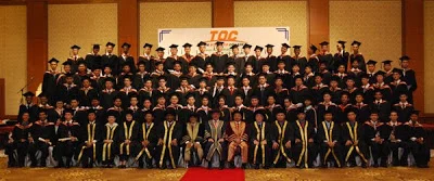 A1 Team MAL Presents Awards To TOC Graduates
