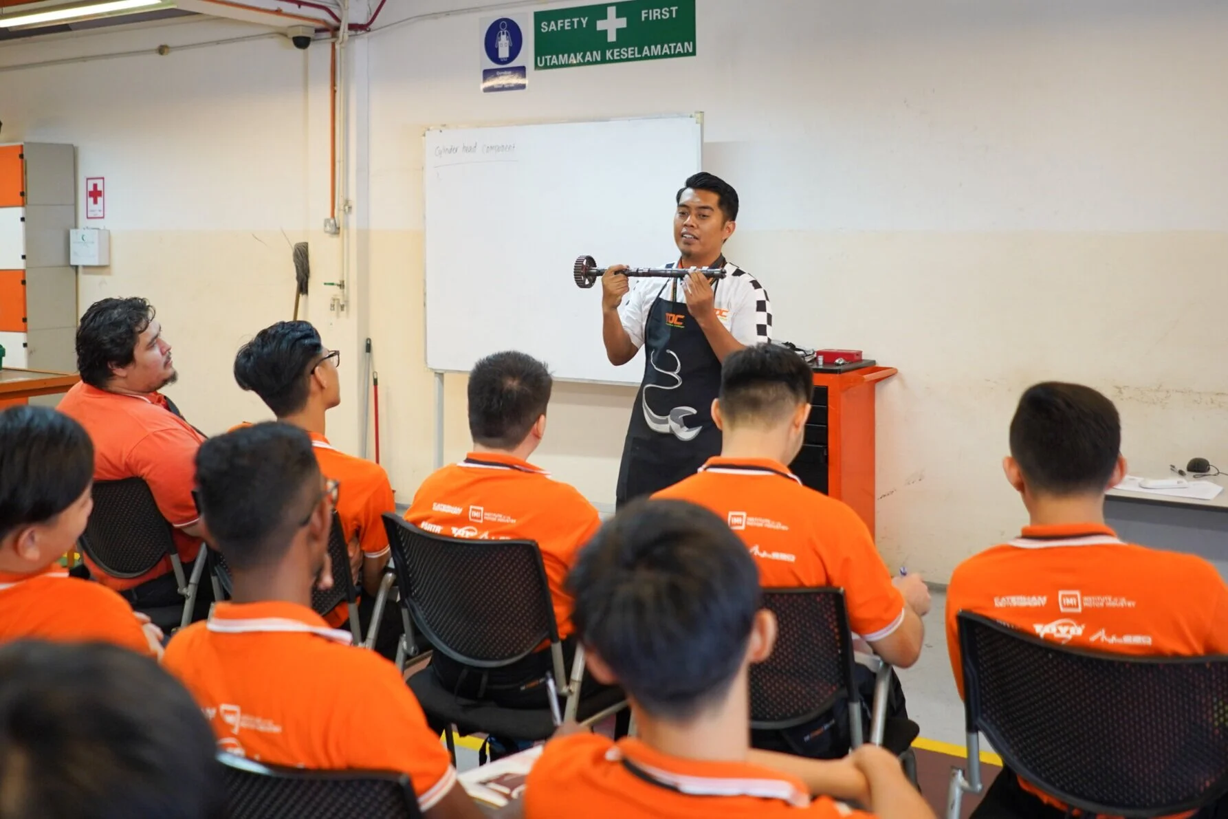 Additional-Certificate-TOC-Automotive-College.jpg