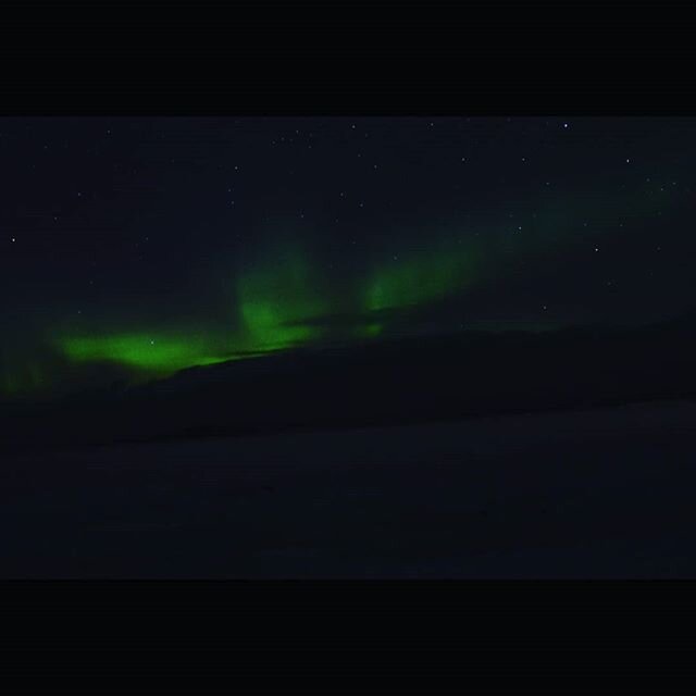 Lights from last night :) #kirunaadventure  #kiruna #snowmobile #aurora #auroranighttour #abisko