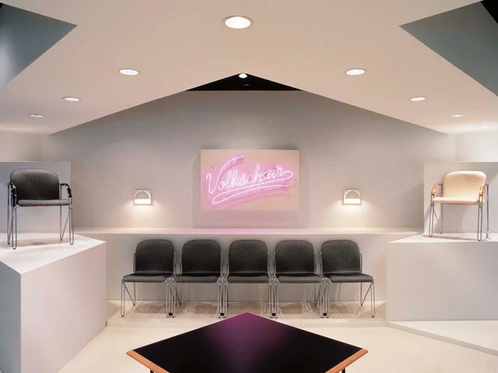 NEW YORK FURNITURE SHOWROOM 1.jpg