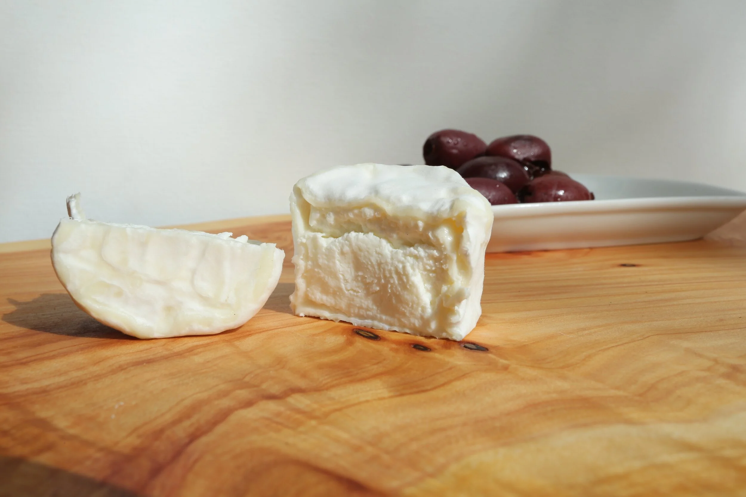 Zoè with olives.jpg