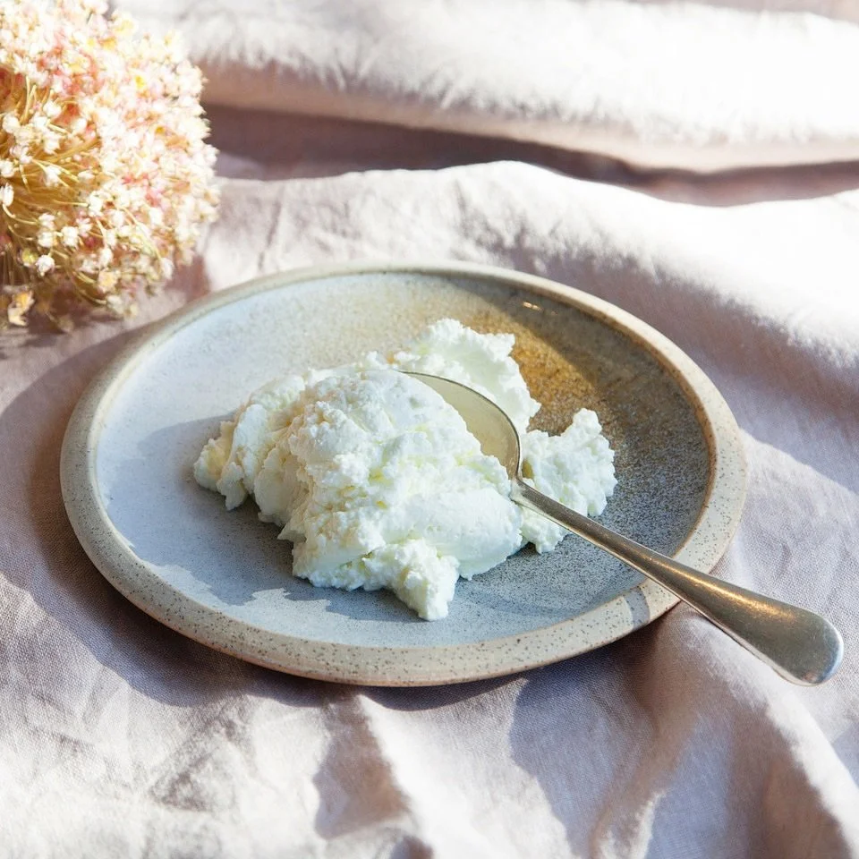 I haven&rsquo;t posted about Curdy for a while - maybe because it&rsquo;s our &ldquo;everyday&rdquo; cheese&hellip;. High in protein, slightly acidic, unsalted, it makes everything better. 

We&rsquo;ve been eating it salads (coats the leaves brillia