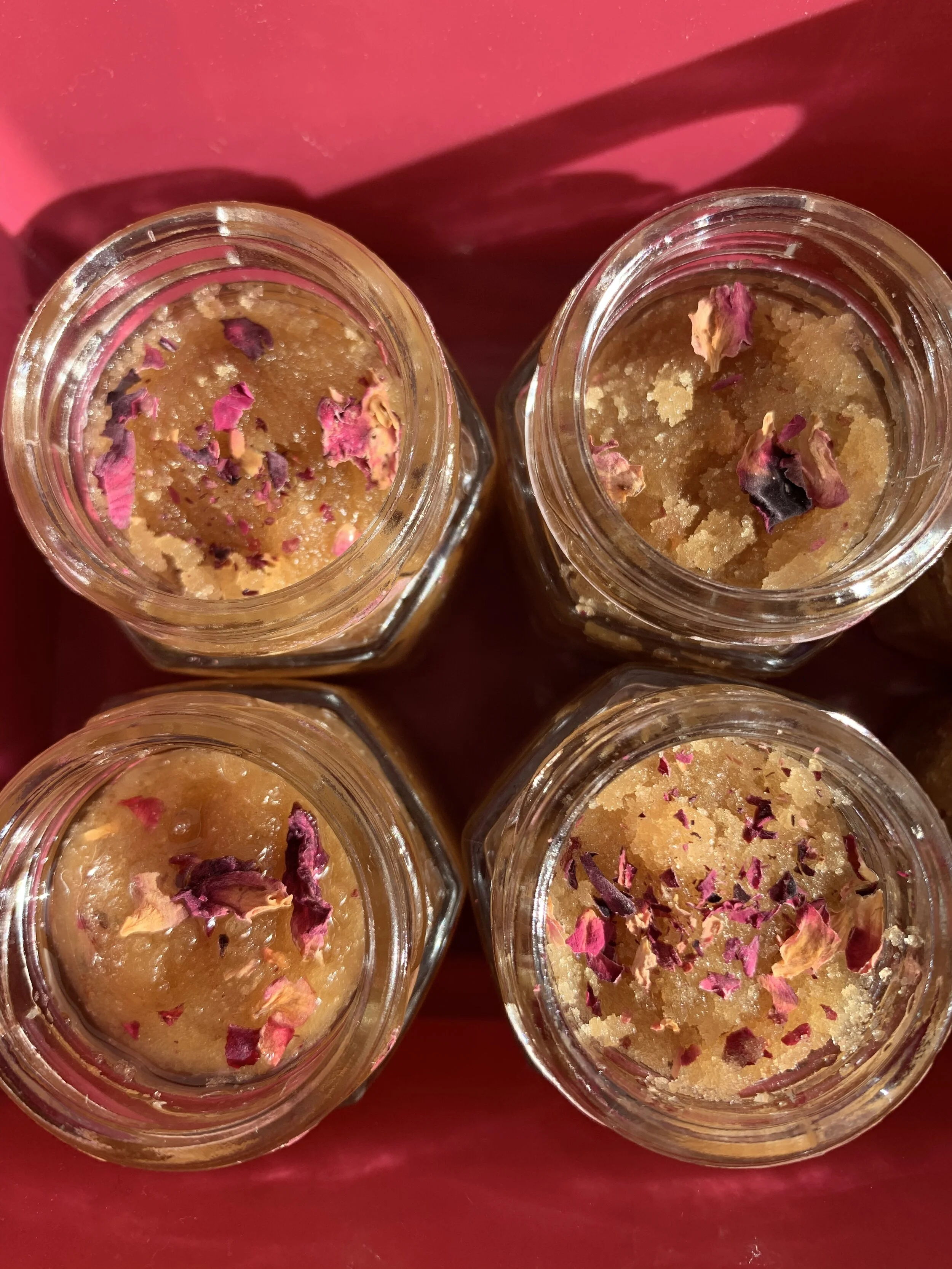 7143DC7A-D080-4B4D-B298-A112C8FF7D3A