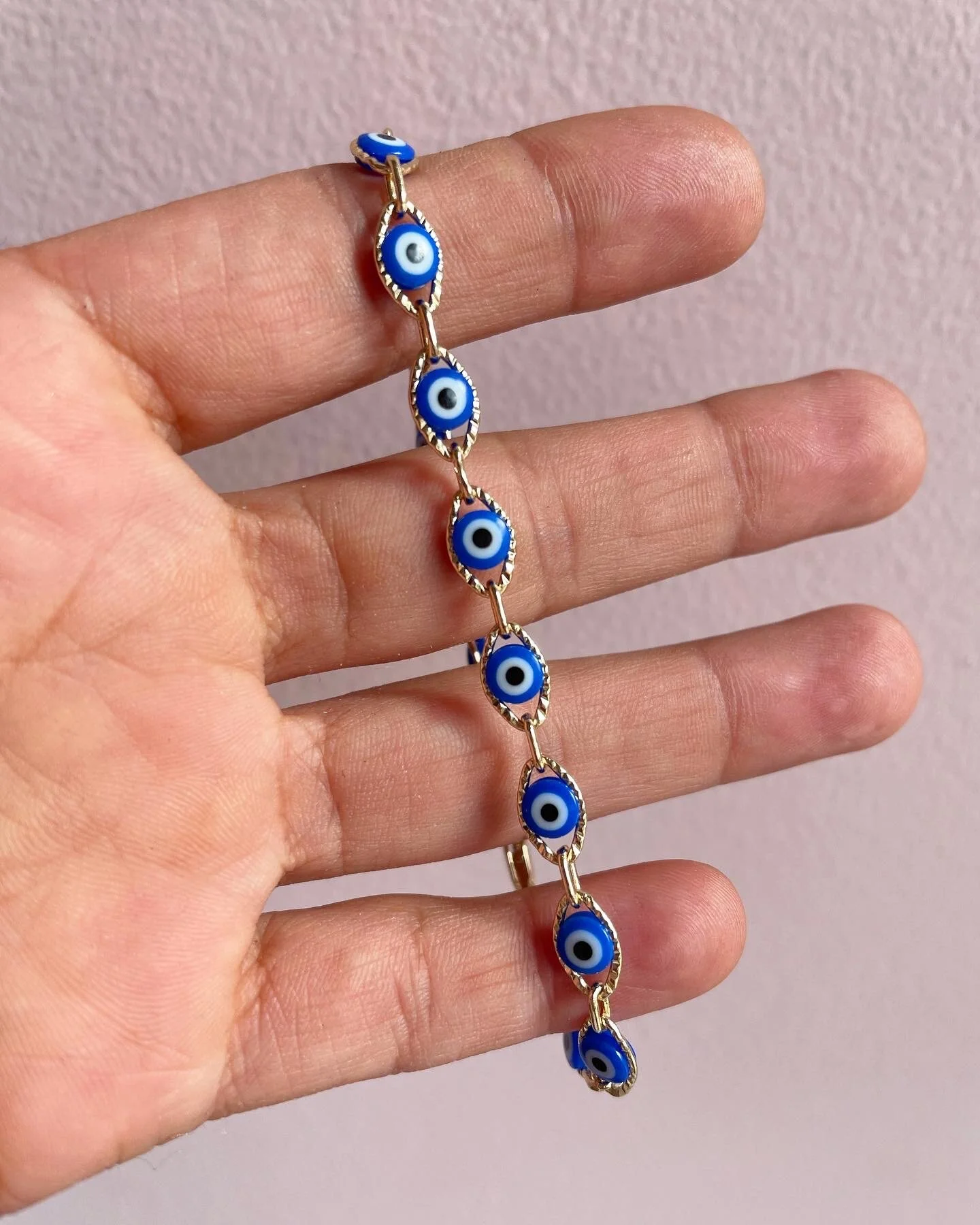 FAA861AB-249C-48AB-B83C-C1095F5FFF53