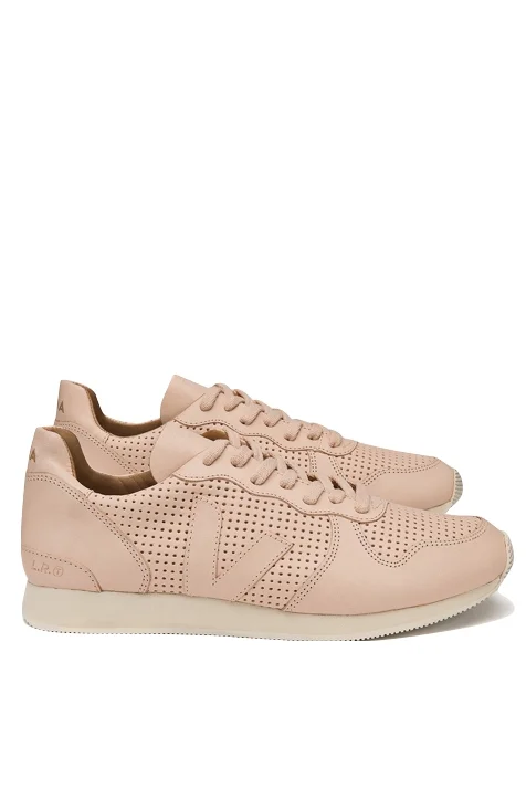 VEJA_HOLIDAY_LEATHER.001.jpeg