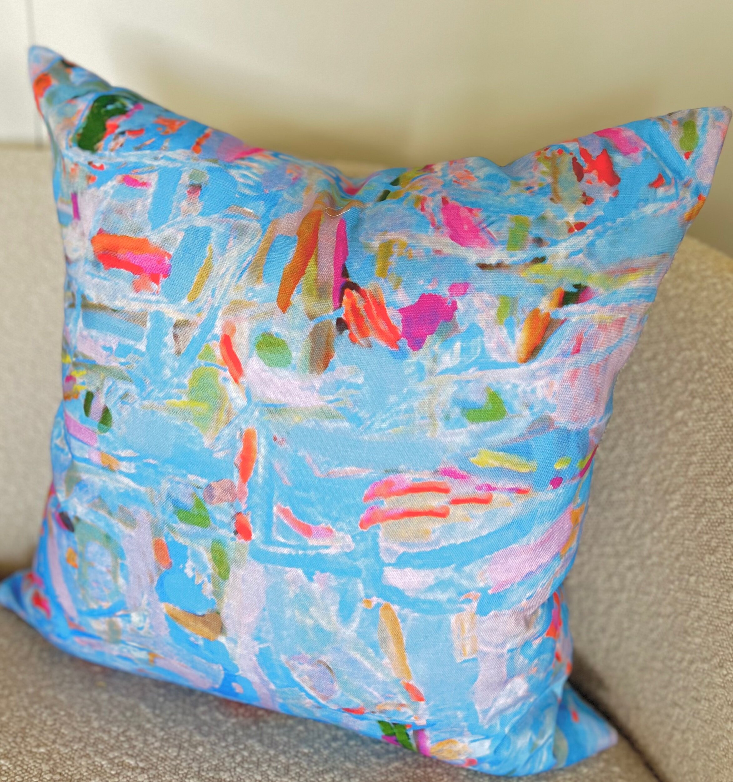 6E32D86C-4520-4300-A7B0-0358F6958DCD