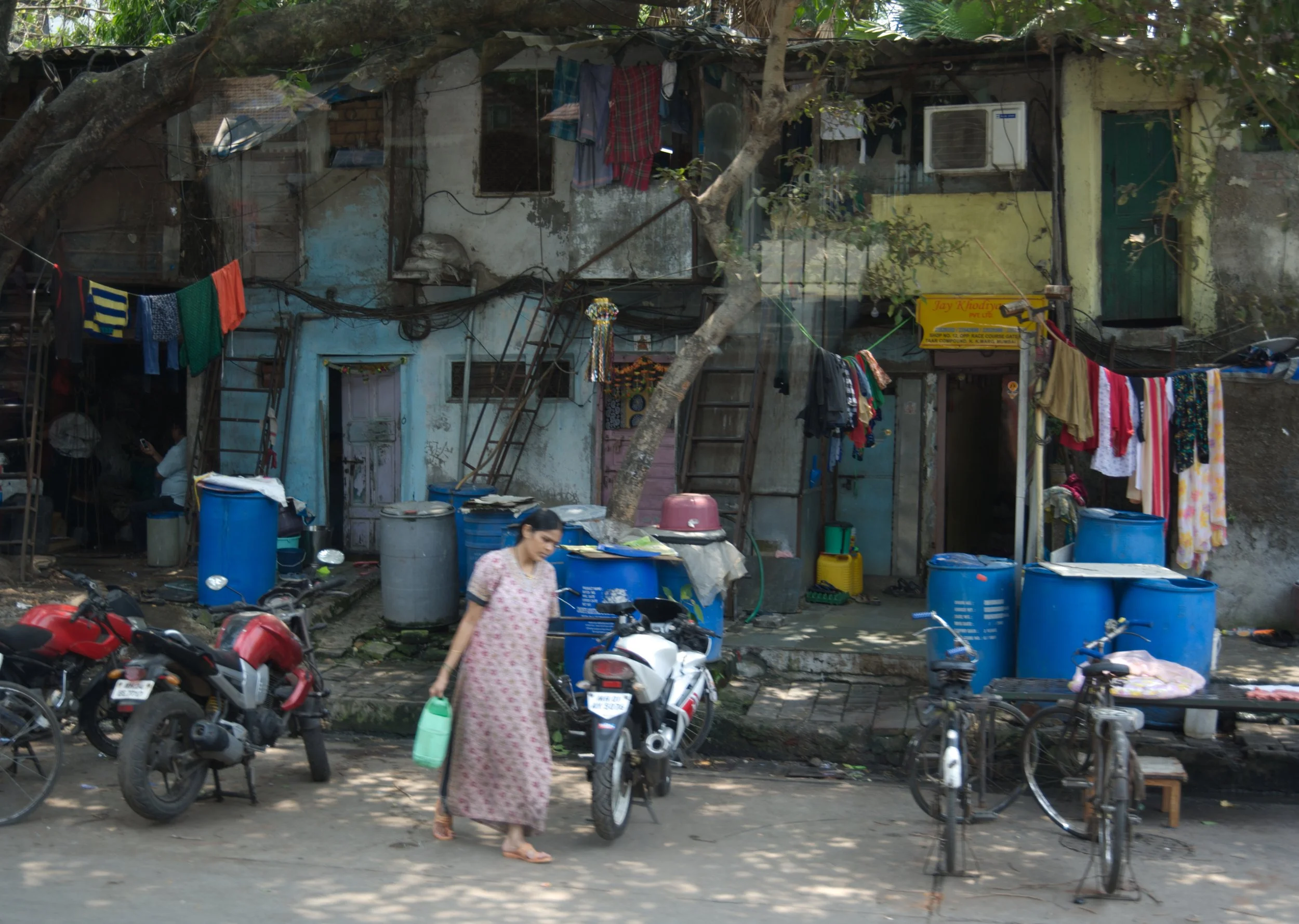 Street Scene, Mumbai, India.jpg