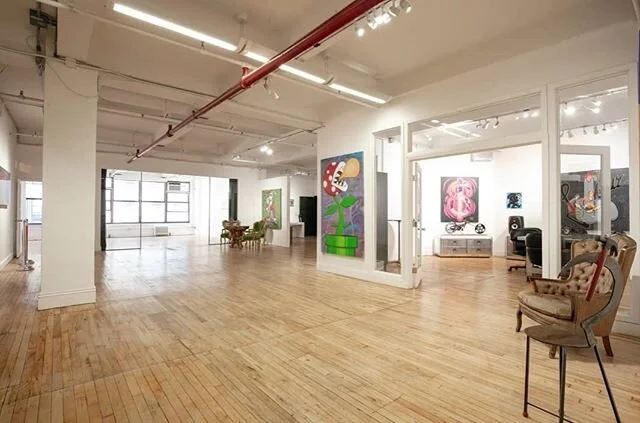 Contra Studios has been lucky to have worked with some of NYC's best artists: @_smetsky_ @connie.rose.art @thereal_lovechild @transparentartist @eatmycurry @terryurban @alfredomartinezartist @jwolffstudios @meserati_art @kfishla @delta2nyc @shaneberk