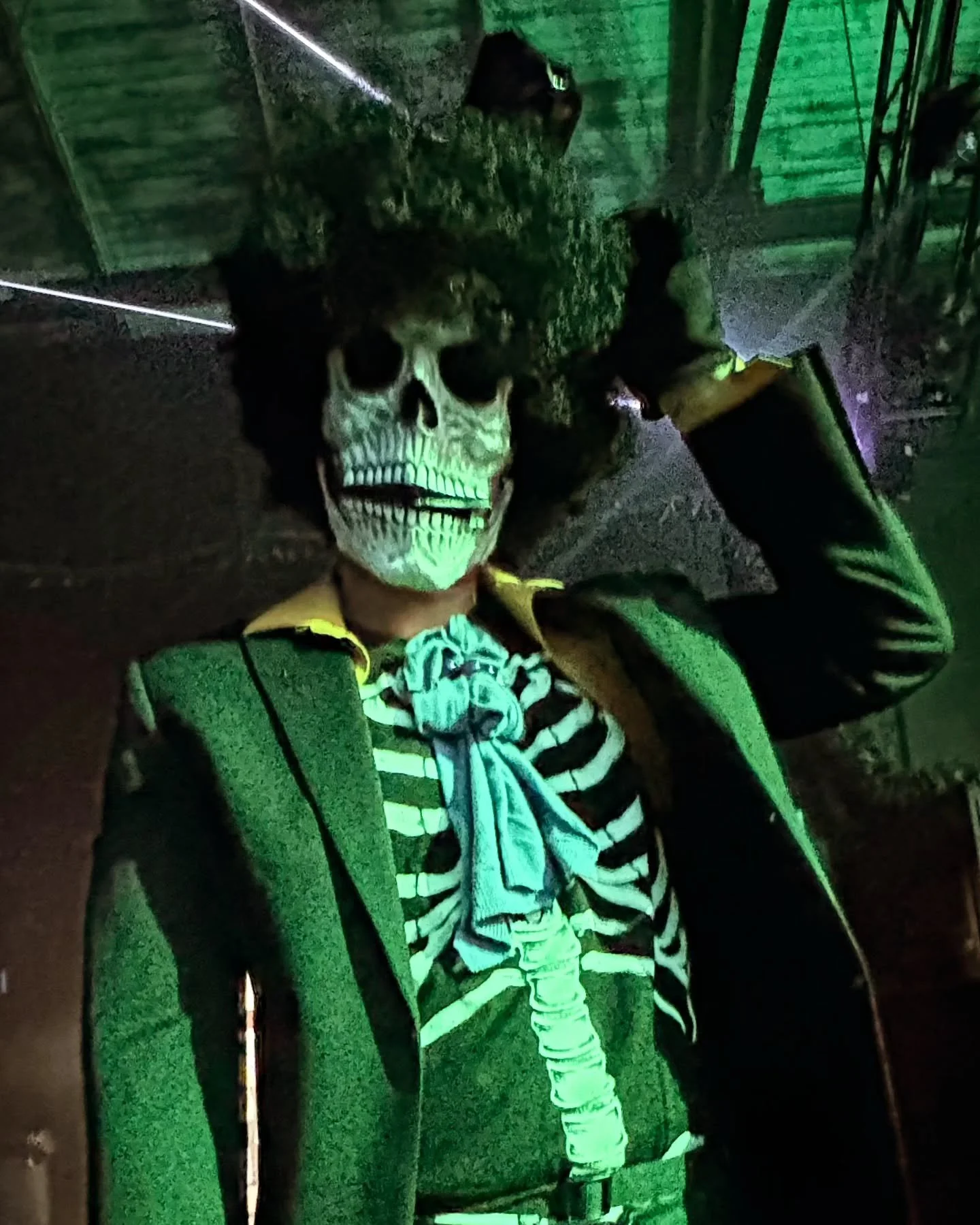 YOHOHOHOOOO!! 💀🎃
.
I've wanted to cosplay as Brook before I even knew who he was. I had such an amazing time bringing the Soul King to life (or rather, I would've if I wasn't already dead YOHOHOHOOOO!!!) &hearts;️
.
Your move @netflix @onepiecenetf