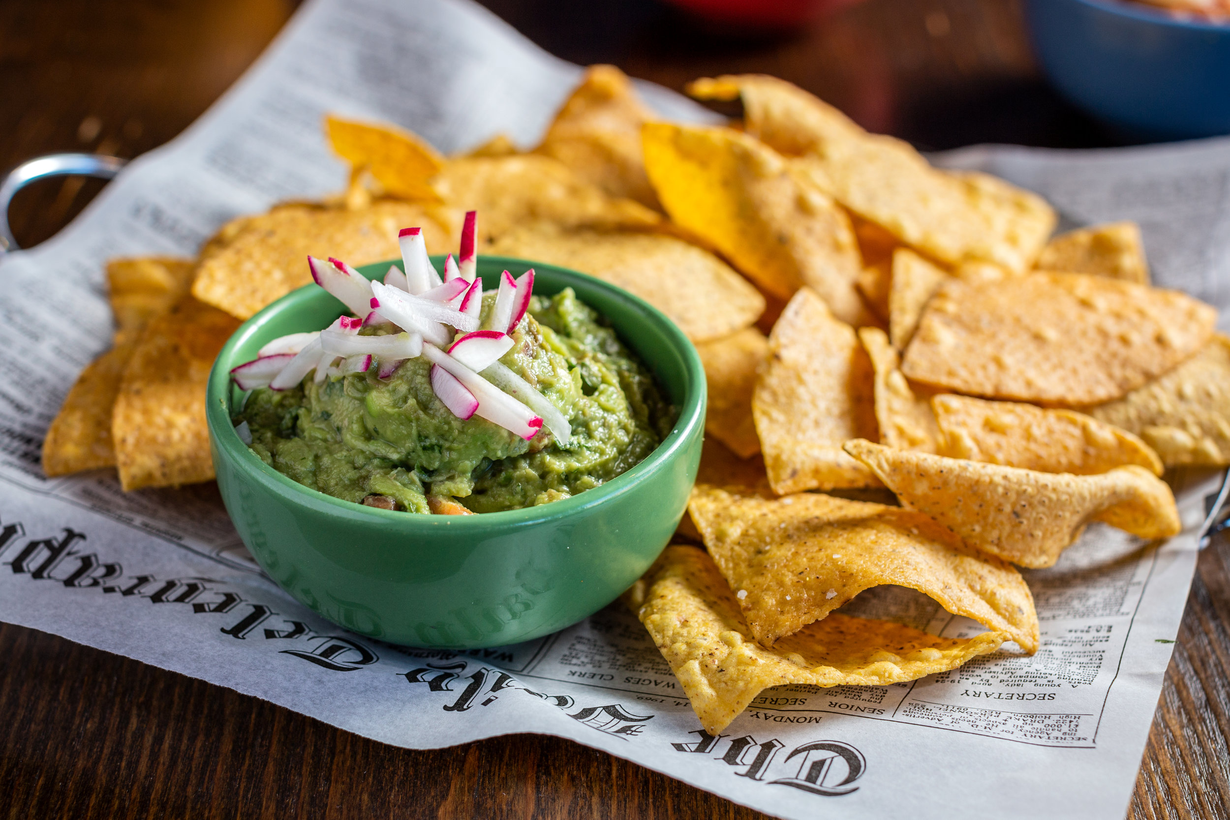 541973 guacamole and chips.jpg
