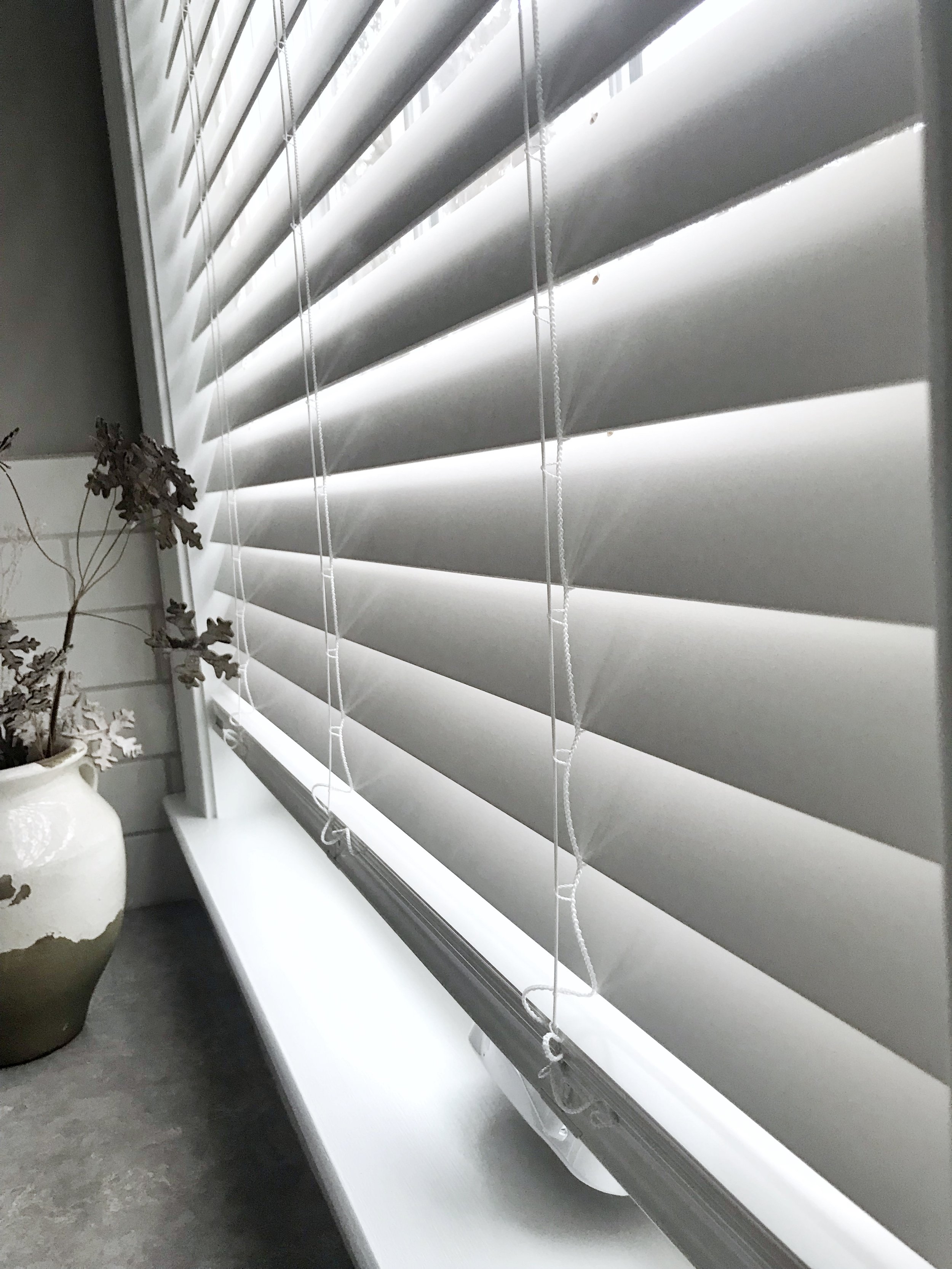 White custom window blinds by 3rdGenBlinds