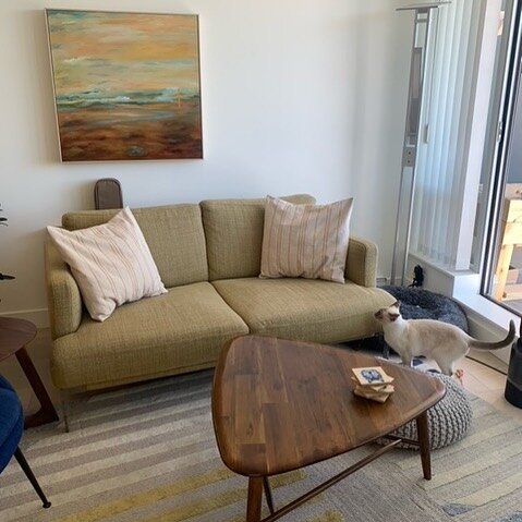 I&rsquo;m so honoured when my collectors are happy and send me photos with their new painting in situ. &lsquo;Inset&rsquo;, 30x30.  #interiordesign #artvanvouver #vancouverbuzz #granvilleisland #studio13fineart #thejealouscurator #allaprima