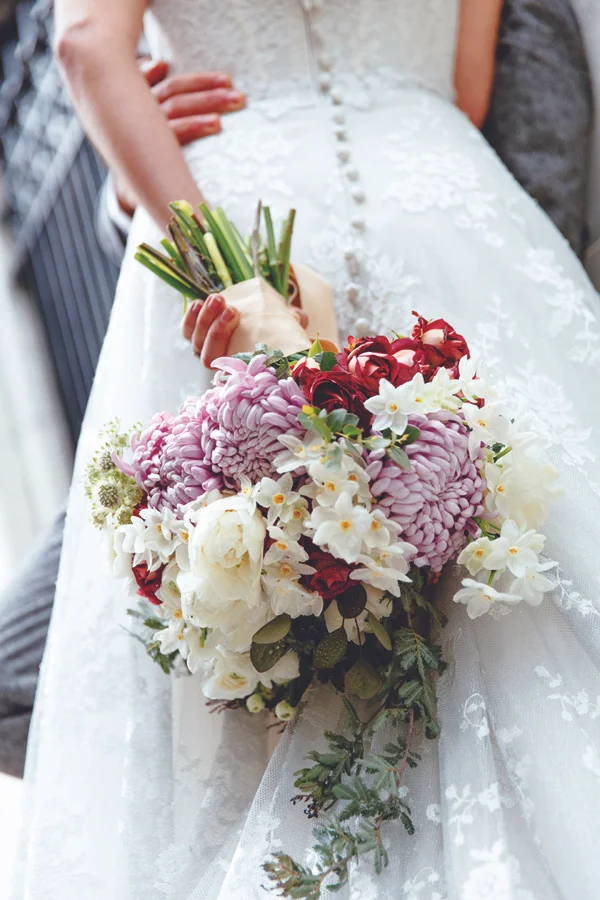 wedding bouquet for postcard.jpg
