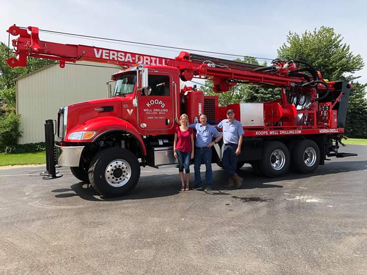 *In addition to the vehicle’s built-in features, the Koops team have added a few custom adjustments to to make sure the rig is set up just the way they want. Their V-125X water well drilling rig has been outfitted with a hose reel and a 230-volt generator for pump tests.