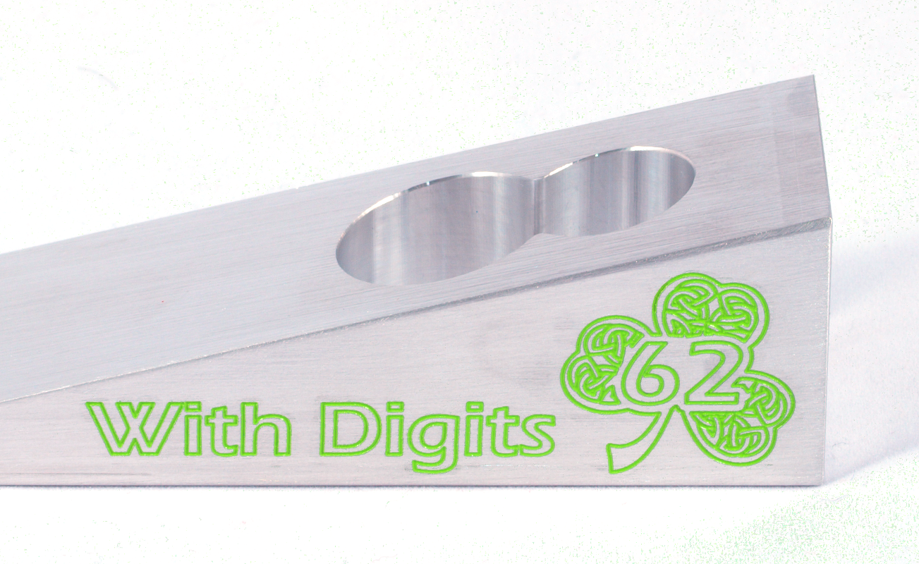 8_WEDGE_Shamrock_Digits.png