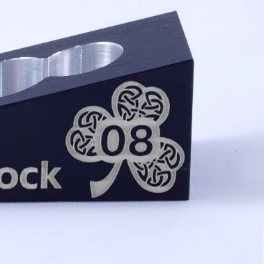 Shamrock W/Digits