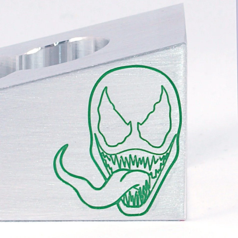engraved 8 wedge with custom venom style design engraving