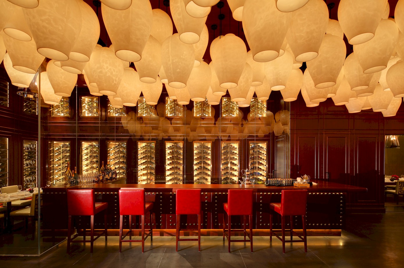 Yong Yi Ting at the Mandarin Oriental in Shanghai / Entry / Wine Bar. Photo: Xu Fei
