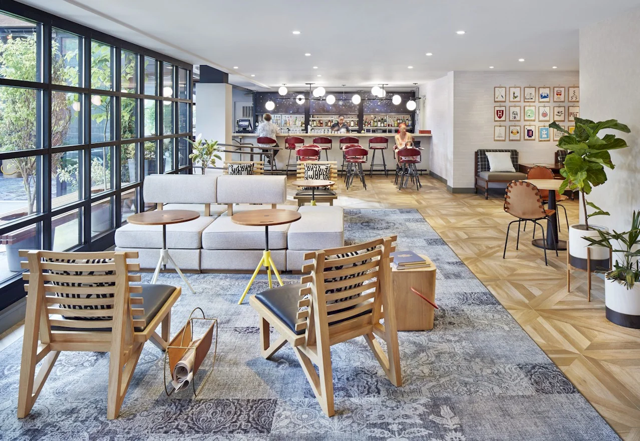 Lobby Lounge - Welcoming arrival that is cheerful, bright, & airy
