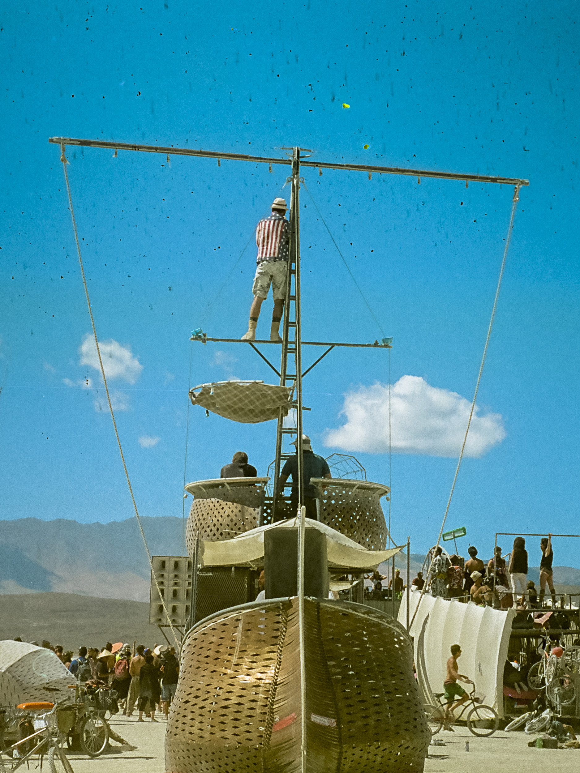 burning-man-2015---desert-sailing_21774816166_o.jpg