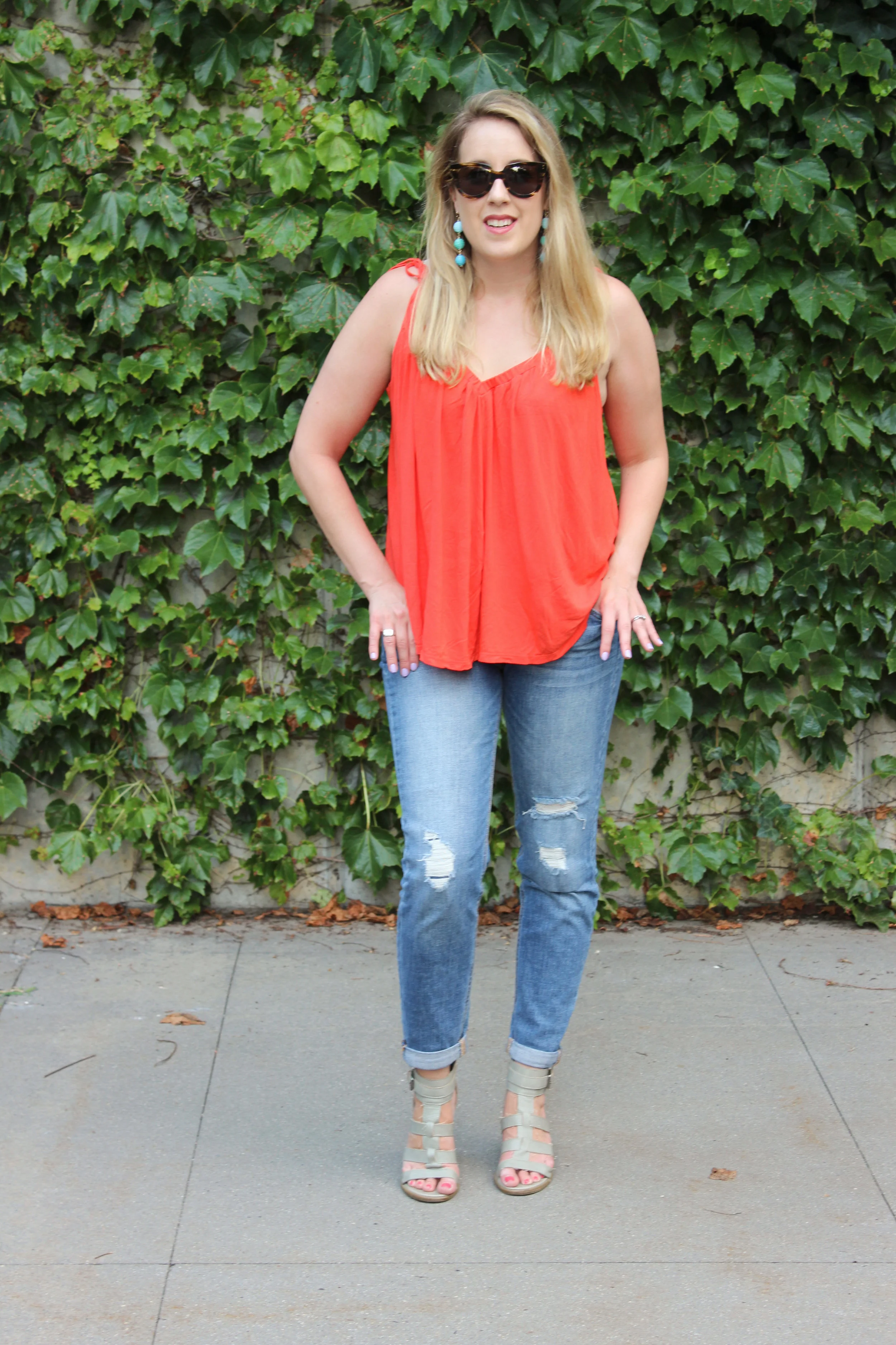 Always colorful outfit inspiration for the end of the summer