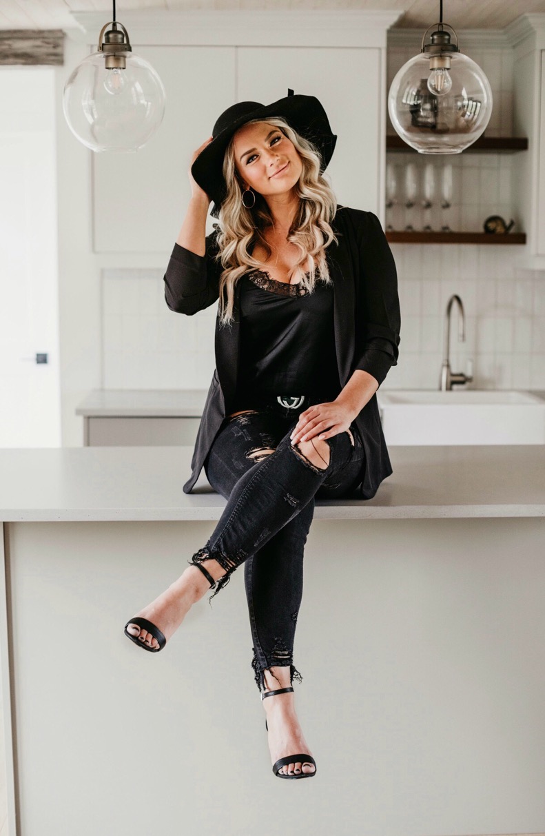 Kate Hutcheson, Hutch Cosmetics