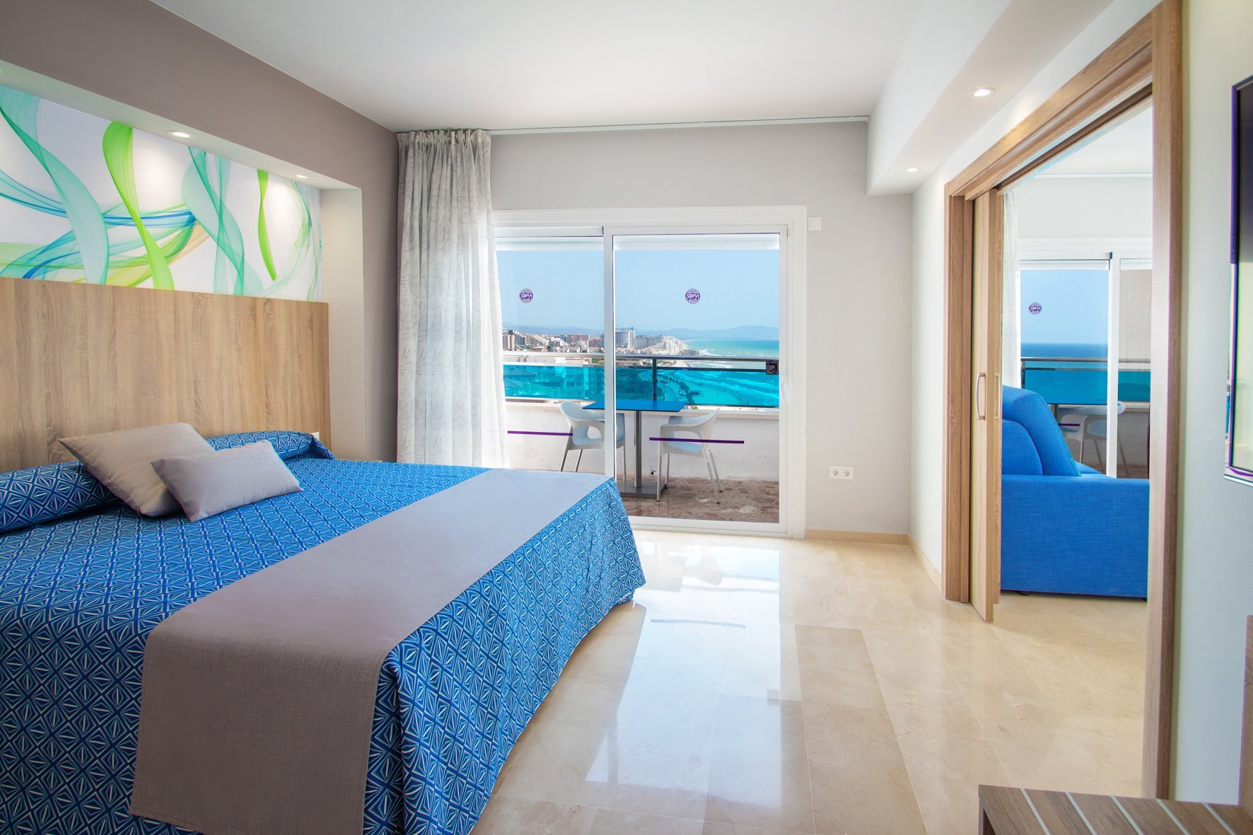 05-oropesa-del-mar-hotel-koral-beach-habitacion-junior-suite-01.jpg