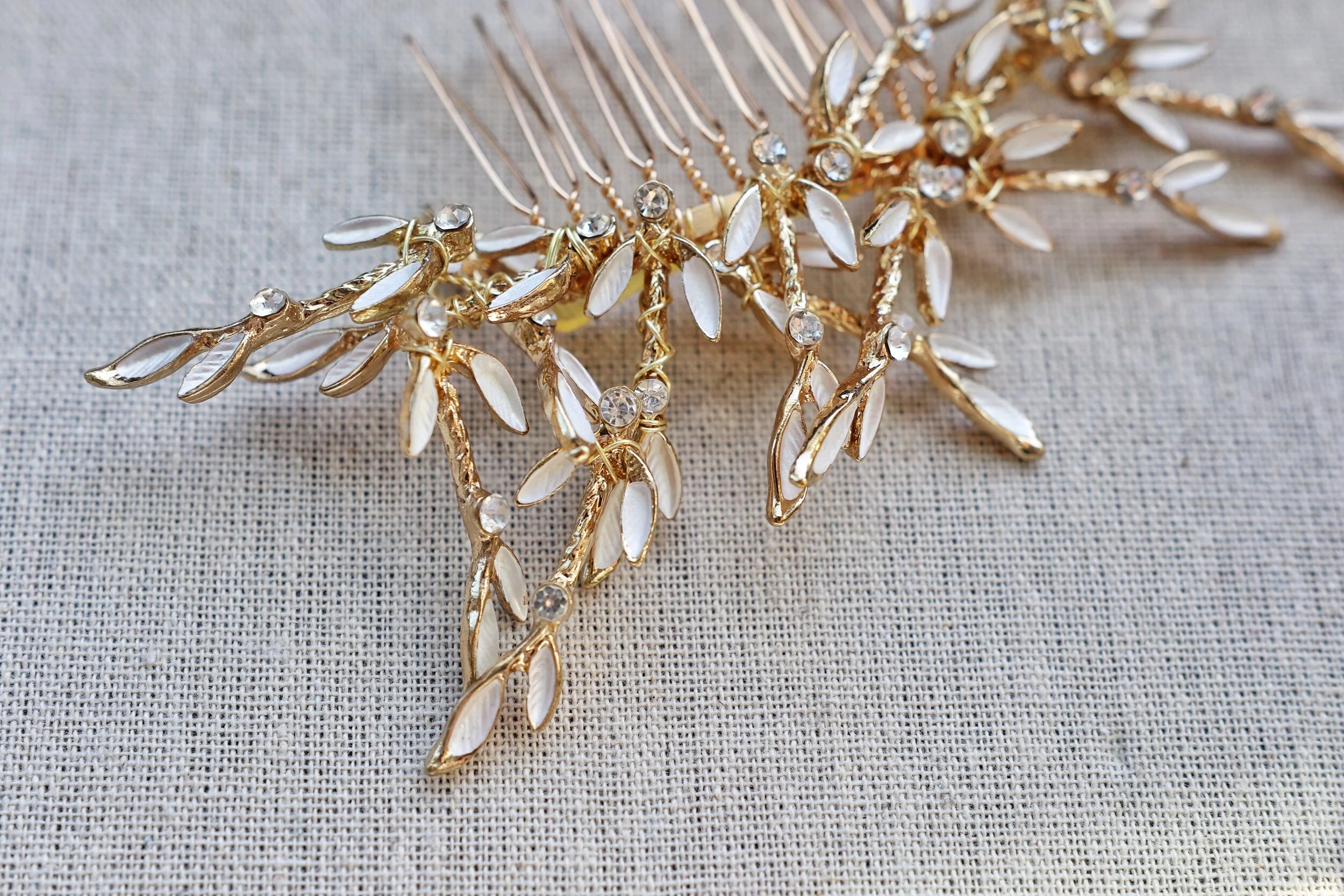 1CC4DA9D-064E-495B-A2BD-C8C9B8769E2A