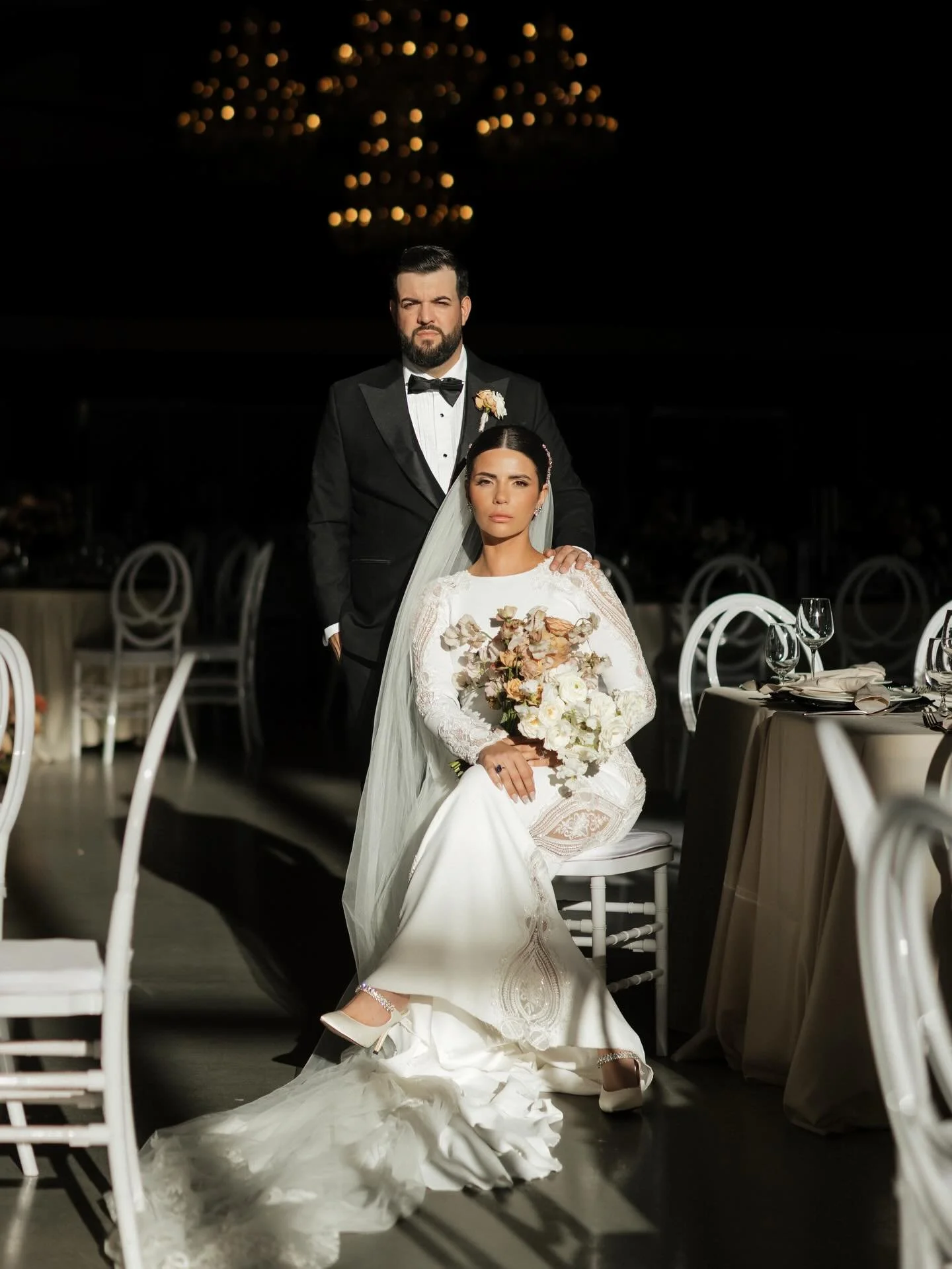// when the light hits just right ✨

Vendors
Dress: @pronovias
Bridal Boutique: @tmodernbride
Photography: @jessicasilveiraphoto
Videography: @billy_reel
Hair &amp; Makeup: @stylesbysilvana
Venue: @threefeathersterrace
Event Design/Styling: @thedulce