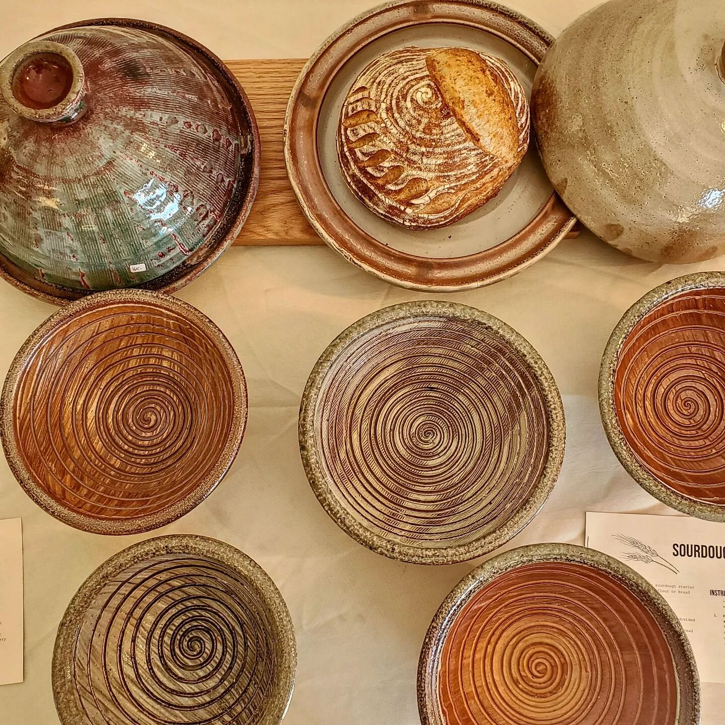 We are open!

Fresh bread, hot cider, and lots of pots.

Studio Maypop
1524 University Drive, Durham

Make a day of it and check out the other potters on the @durhamcountypotterytour 

@studio_maypop #pottery #Durham #northcarolina #freshbread #sourd