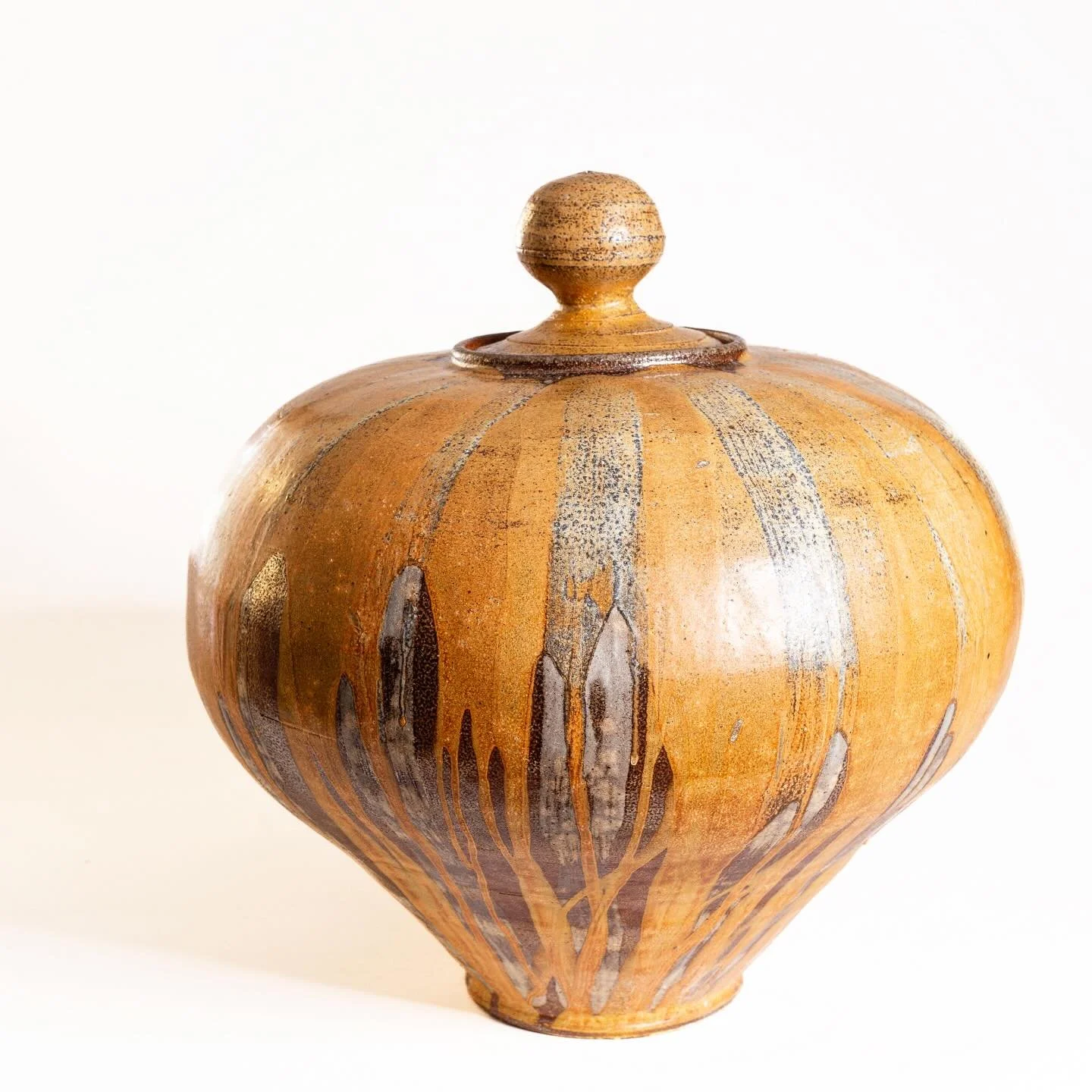 BIG things are happening in September!

September 20-21 I&rsquo;ll be at Centerfest in downtown Durham. 

September 27 I&rsquo;ll be at the @pottersmarketatthemint in Charlotte, NC. 

#bigpot #durham @durham_arts #charlotte #madeinnc #pottery #sodafi