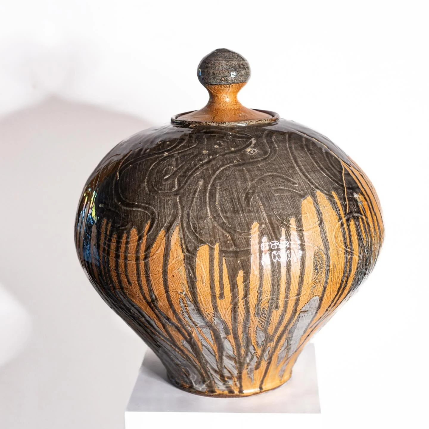 We are working hard to prepare for the Durham Pottery Tour on November 8 and 9! @dylans_ceramics and I will be set up at @studio_maypop for the show. 

I&rsquo;ll have this big guy available along with lots of decorative and functional pots!

@durham